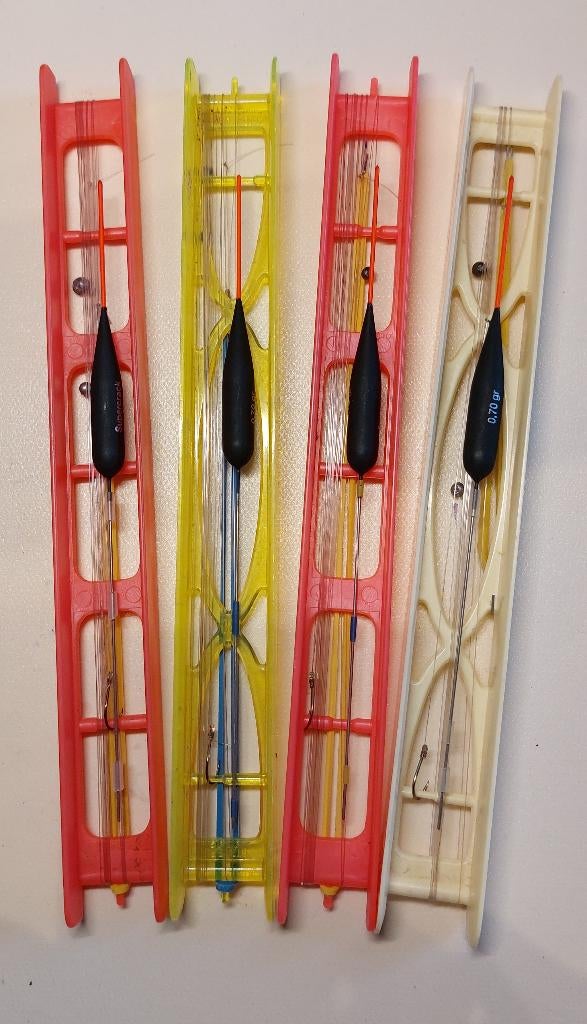 Ensemble de 4 lignes de pêche artisanales 81, Sports nautiques & Bateaux, Pêche à la ligne | Général, Neuf, Ligne fixe, Enlèvement ou Envoi