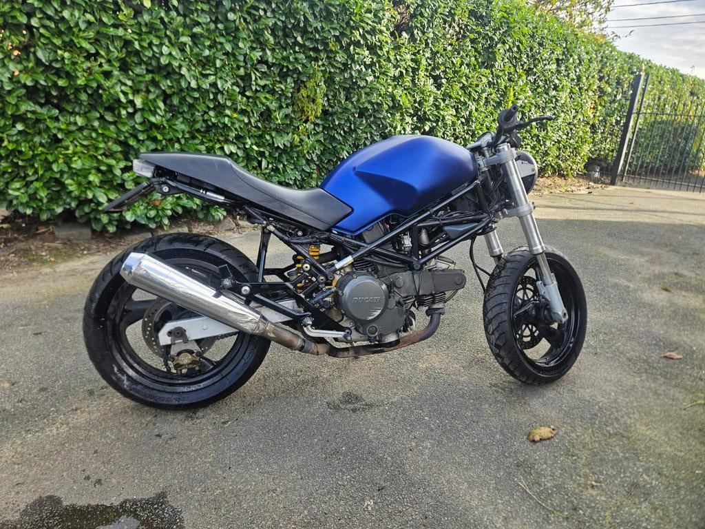 Ducati monster 600