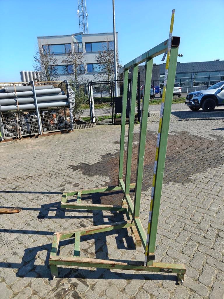 Meuble en bois Glasbok avec roulettes, Bricolage & Construction, Enlèvement ou Envoi