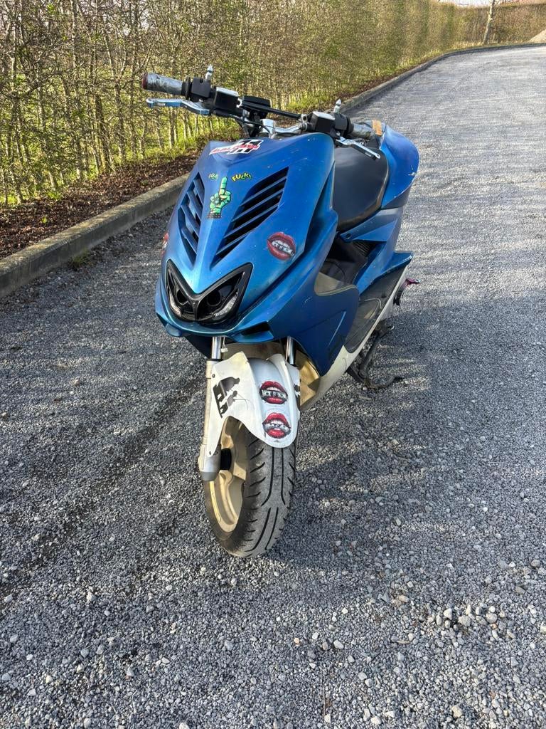 Yamaha aerox a klasse, Motoren, Bedrijf, Scooter