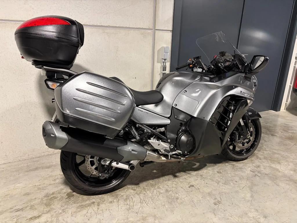 Kawasaki 1400GTR toptouring met topcase (bj 2017) - foto 3
