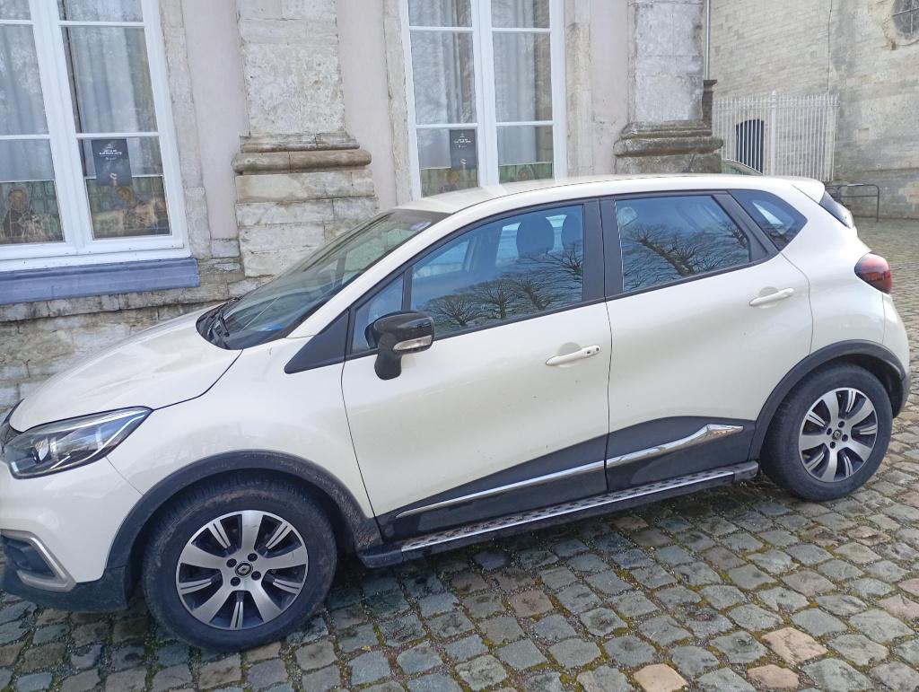 Renault Captur BENZINE + GAS [juni 2019, ivoorwit, 157000km], Voorwielaandrijving, 898 cc, Stof, Wit
