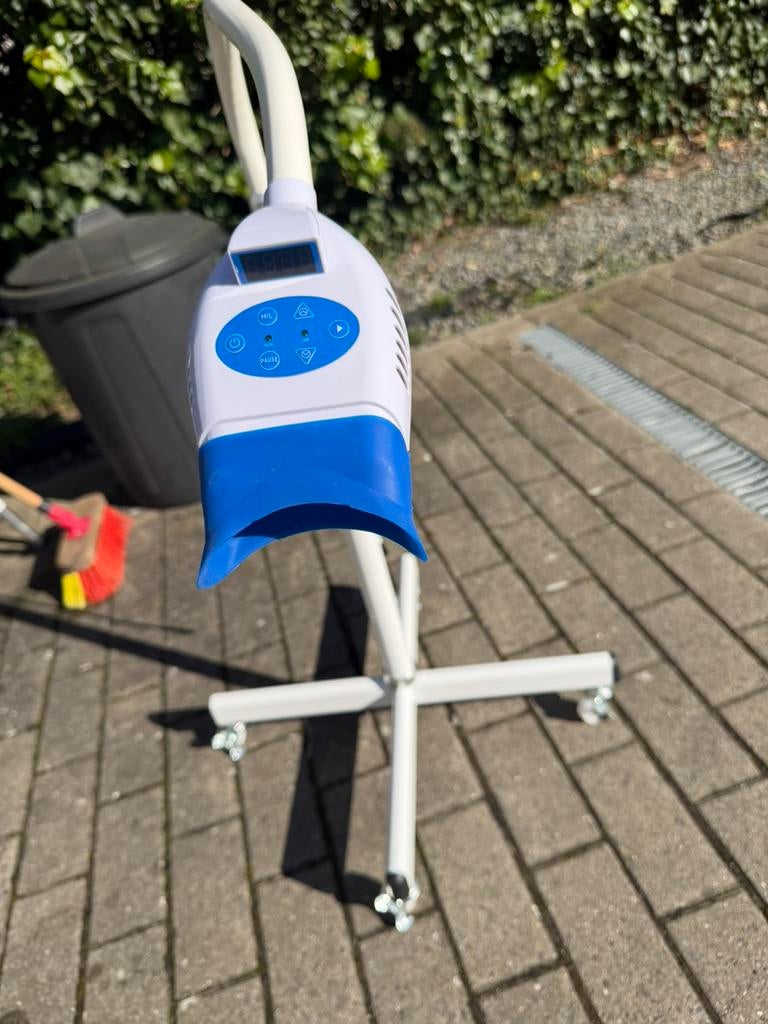 Lampe de blanchiment dentaire, Enlèvement, Utilisé