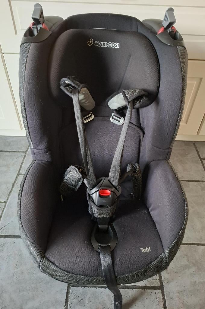 Zwarte Maxi Cosi Tobi autostoel groep 1, Ophalen, Autogordel, 0 t/m 18 kg, Zo goed als nieuw