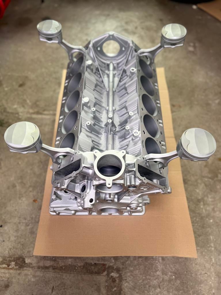 Table m5 v10 bmw, Autos : Divers, Pièces de sport automobile, Neuf, Enlèvement