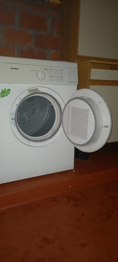 Droogkast 2 stuks beschikbaar, Enlèvement