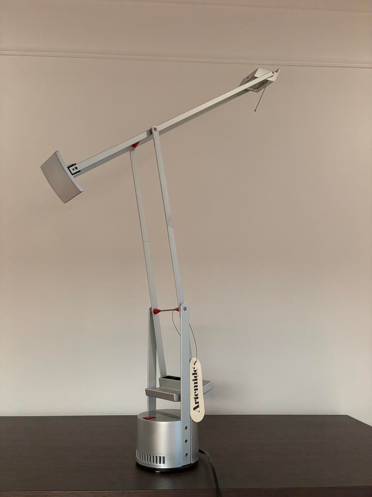 Artemide Tizio Bureaulamp retrofit grijs., Ophalen, Zo goed als nieuw, Metaal, Modern