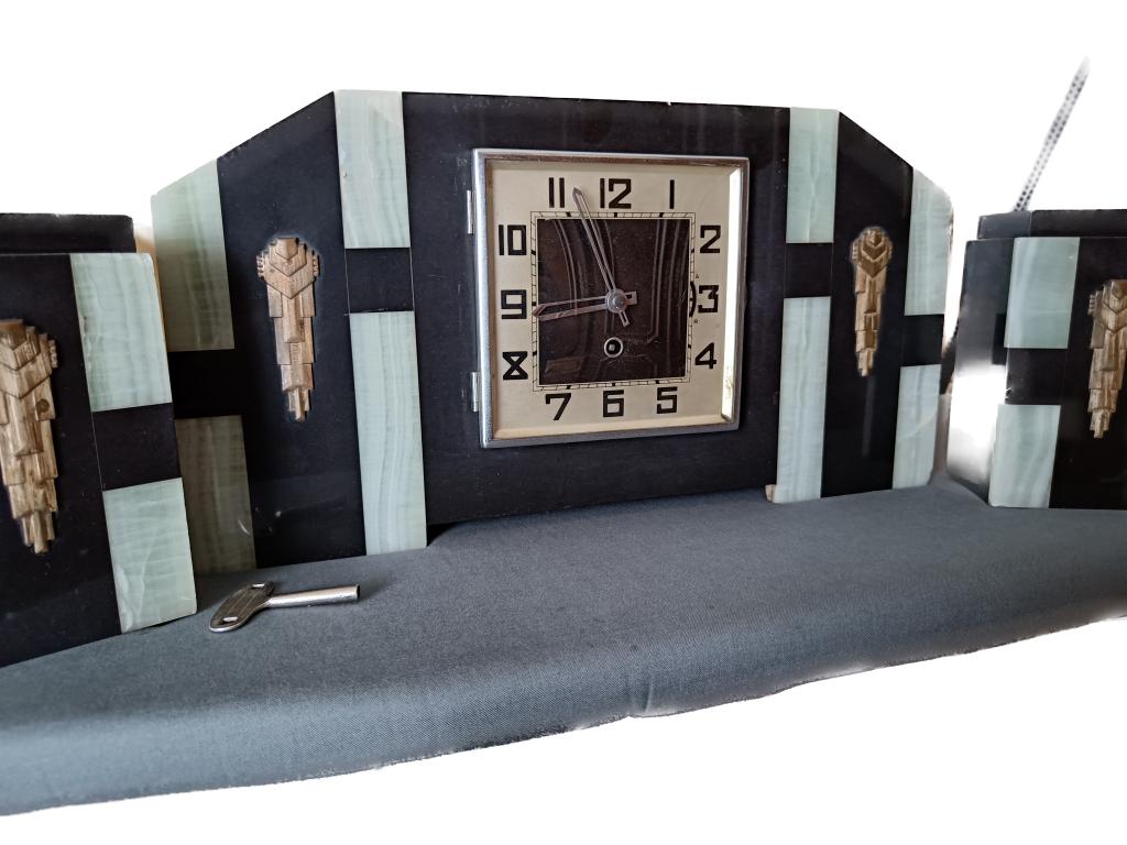 Oud horloge met schouw-ornamenten, Ophalen, Onbekend