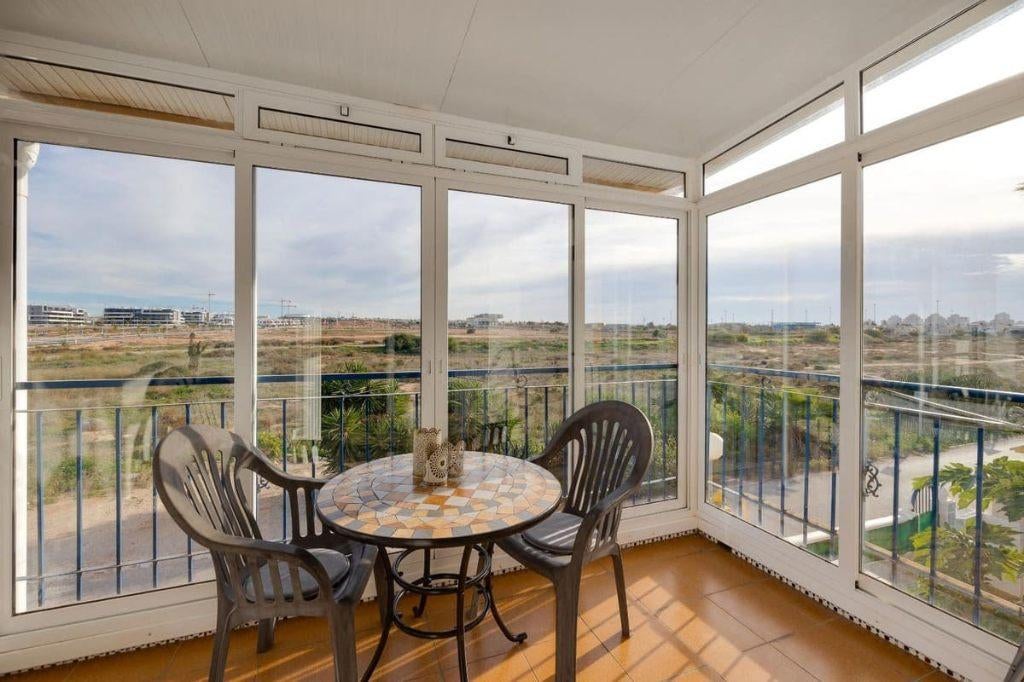 Appartement avec une terrasse sur le toit/Torrevieja, Torrevieja, Appartement, 3 pièces, Espagne