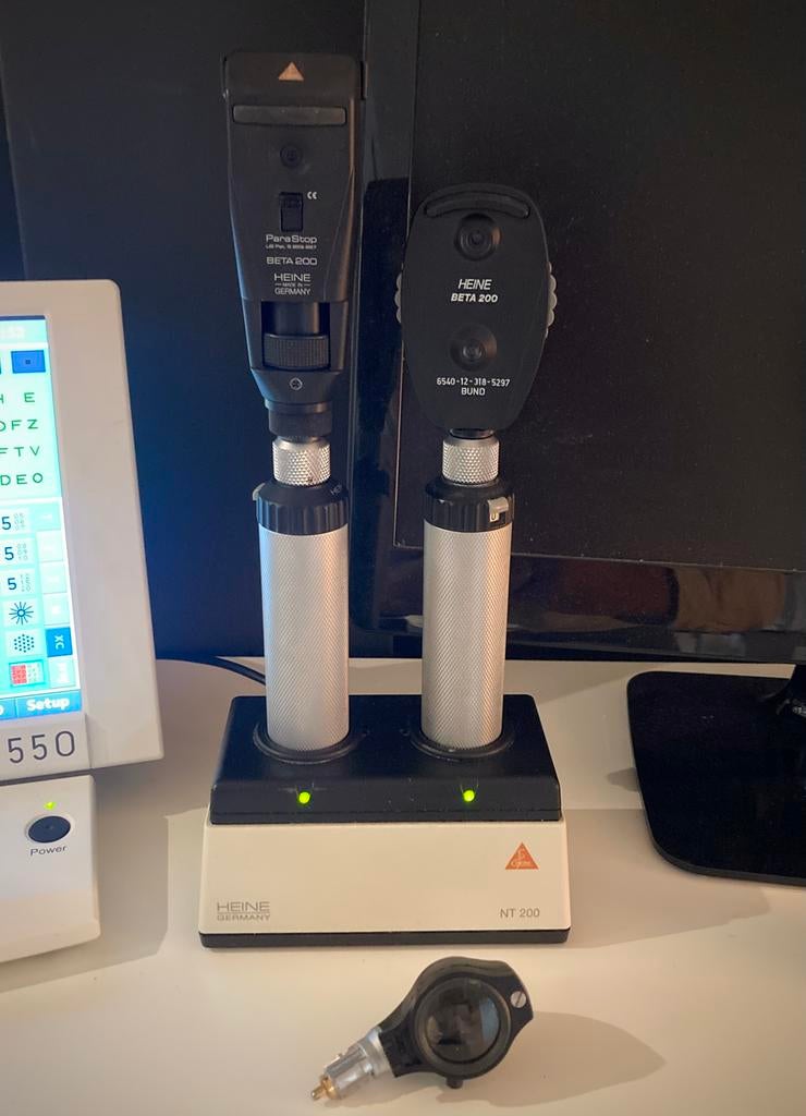 Prachtige Heine Beta200 Retinoscoop en Ophthalmoscoop, Audio, Tv en Foto, Optische apparatuur | Microscopen, Zo goed als nieuw