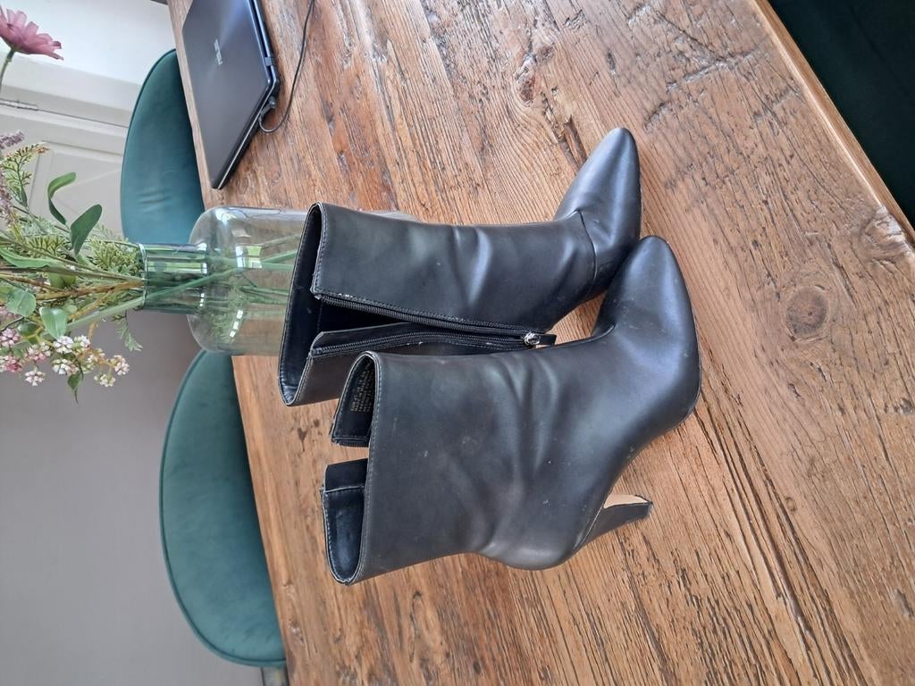 Laarsjes maat 41, Ophalen, Zo goed als nieuw