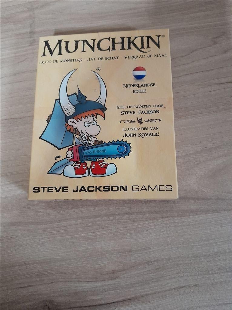 Munchkin dood de monsters - s4065, Hobby en Vrije tijd, Gezelschapsspellen | Bordspellen, Verzenden, Zo goed als nieuw