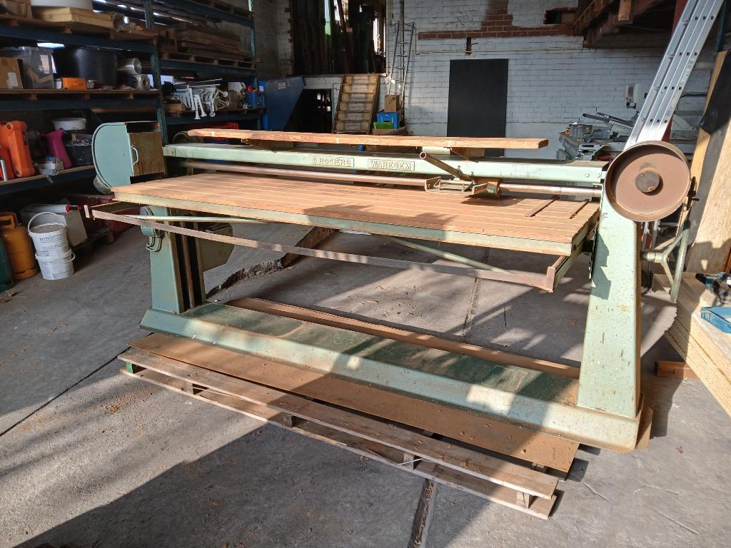 Lange bandschuurmachine, Ophalen