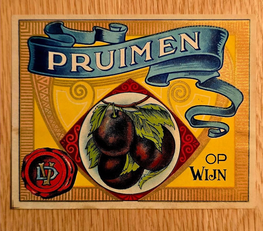 Pruimen op Wijn - DV Oud label - Label 117, Verzamelen, Ophalen of Verzenden, Overige typen