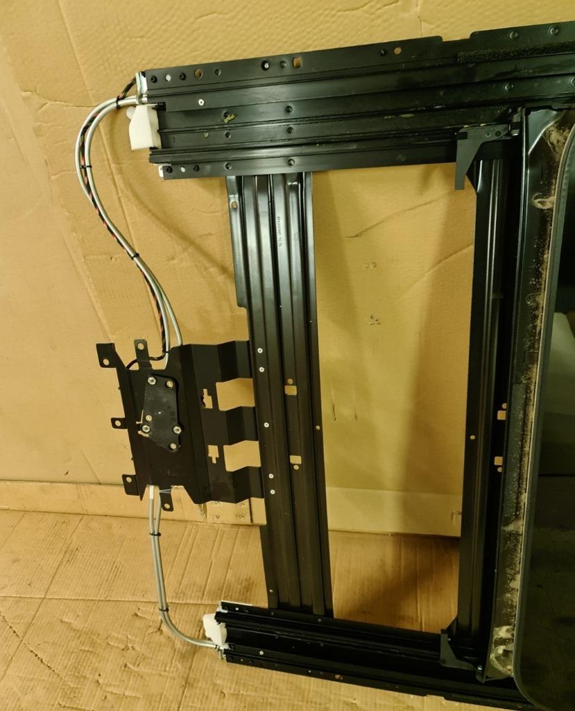 4H0877041D EP1 a8 toit coulissant A8 toit ouvert S8 toit, Autos : Pièces & Accessoires, Enlèvement ou Envoi, Utilisé, Arrière