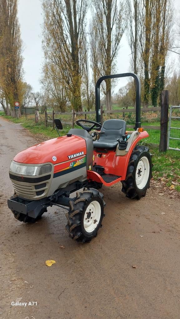 Minitractor yanmar 19pk 4x4 servo SHOWROOMSTAAT!, Articles professionnels, Agriculture | Tracteurs, Enlèvement