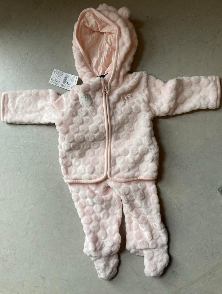 Combinaison rose 6 mois NEUVE, Neuf