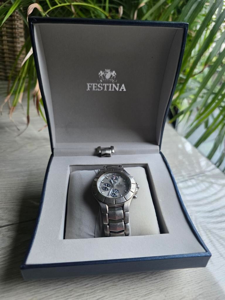Montre Festina Homme, Bijoux, Sacs & Beauté, Montres | Hommes, Enlèvement ou Envoi