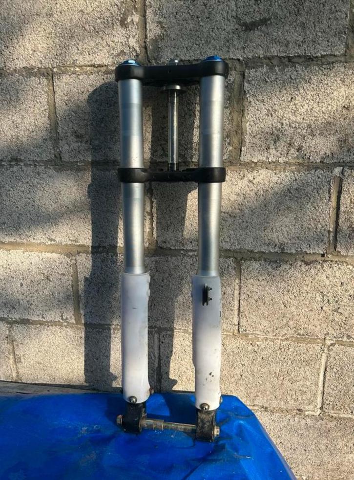 Voorvork pitbike 140cc, Ophalen, Zo goed als nieuw, 140 cc, Pitbike