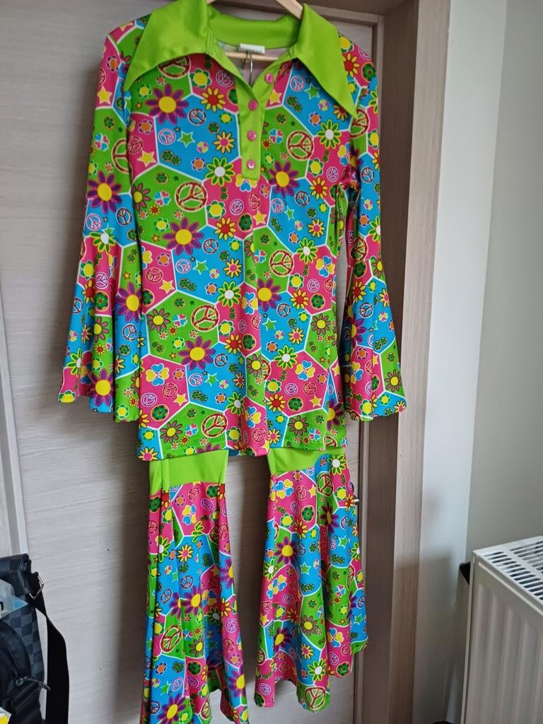 Verkleedpak voor hippy, disco...mt S ( rekbaar tot max mt42), Kleding | Dames, Ophalen, Zo goed als nieuw, Kleding