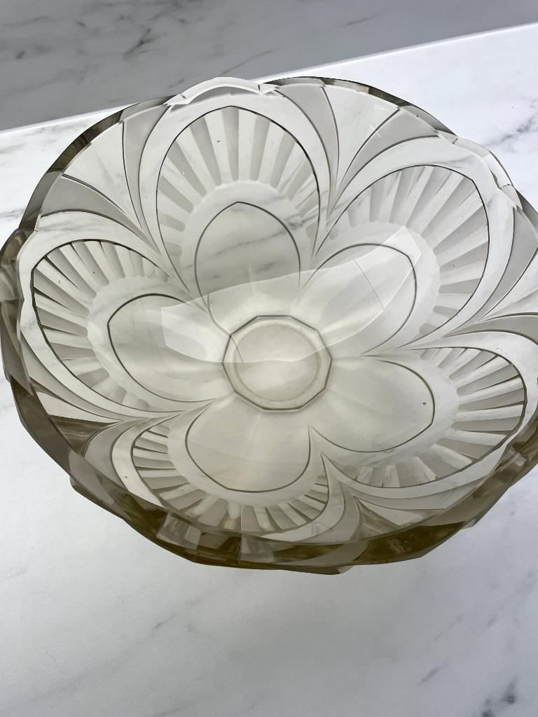 Coupe à fruits Art Déco à identifier ( Daum ?) – 20ᵉ siècle