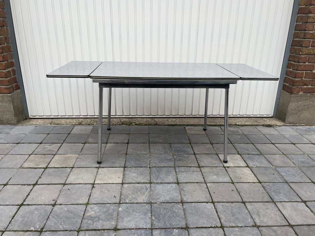 Uitschuifbare tafel formica, Antiquités & Art, Antiquités | Meubles | Tables, Enlèvement