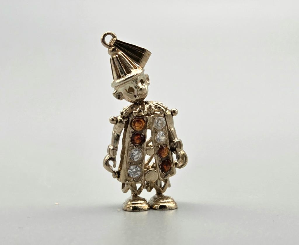 Vintage gouden clown hanger granaat en toermalijn.2025/708, Handtassen en Accessoires, Kettinghangers, Overige voorstellingen