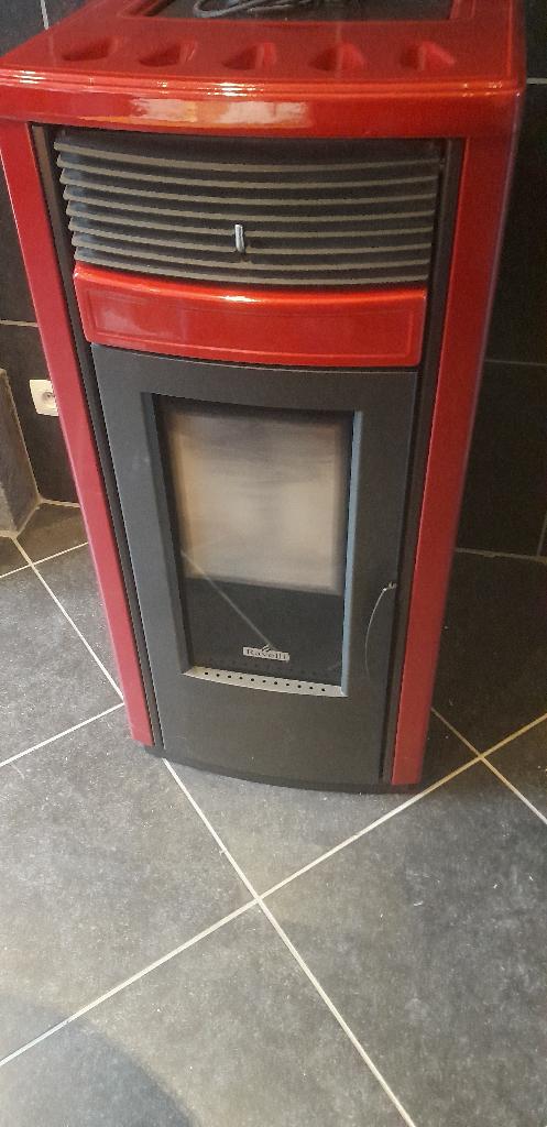 poeles a pellets RAVELLI Holly, Maison & Meubles, Poêles, Autres carburants, Enlèvement, Utilisé, Poêle à granulés
