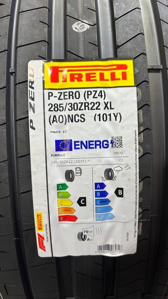 4 pièces Pirelli P Zero PZ4 AO NCS 285 30 22 Audi RS6/RS7, Autos : Pièces & Accessoires, Pneus & Jantes, Neuf, 285 mm, Véhicule de tourisme
