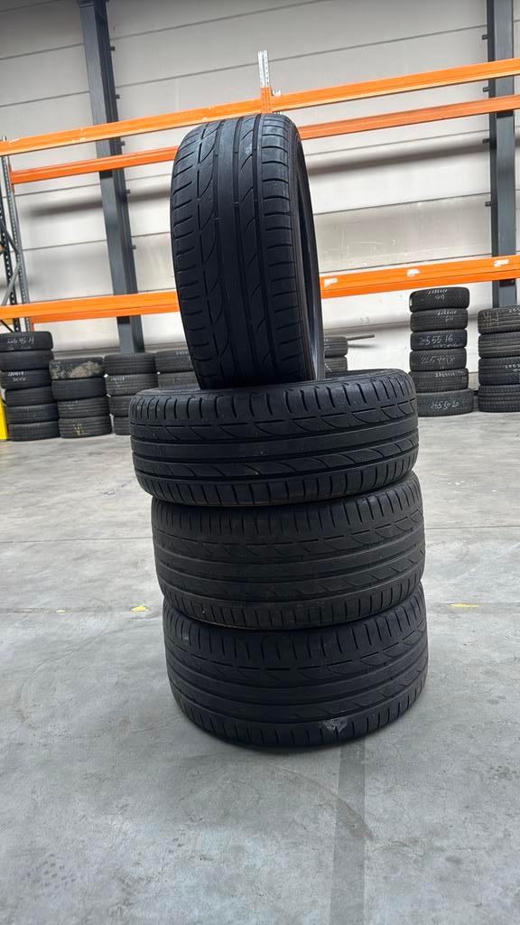 225/40R19  255/35R19 zomer site merk Bridgestone, Ophalen