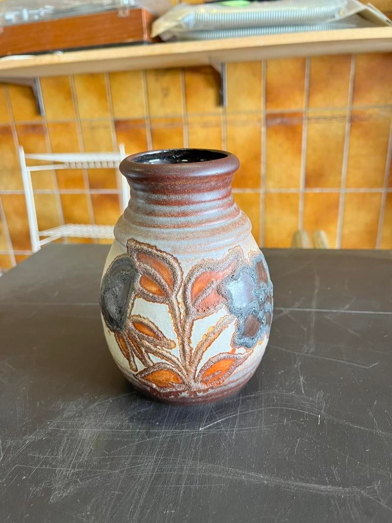 Keramieken vaasje west germany, Ophalen