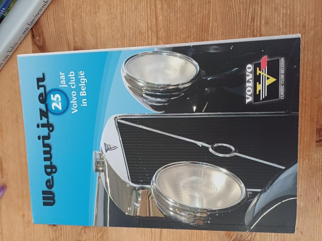 25 jaar volvo, Boeken, Auto's | Boeken, Ophalen of Verzenden, Volvo