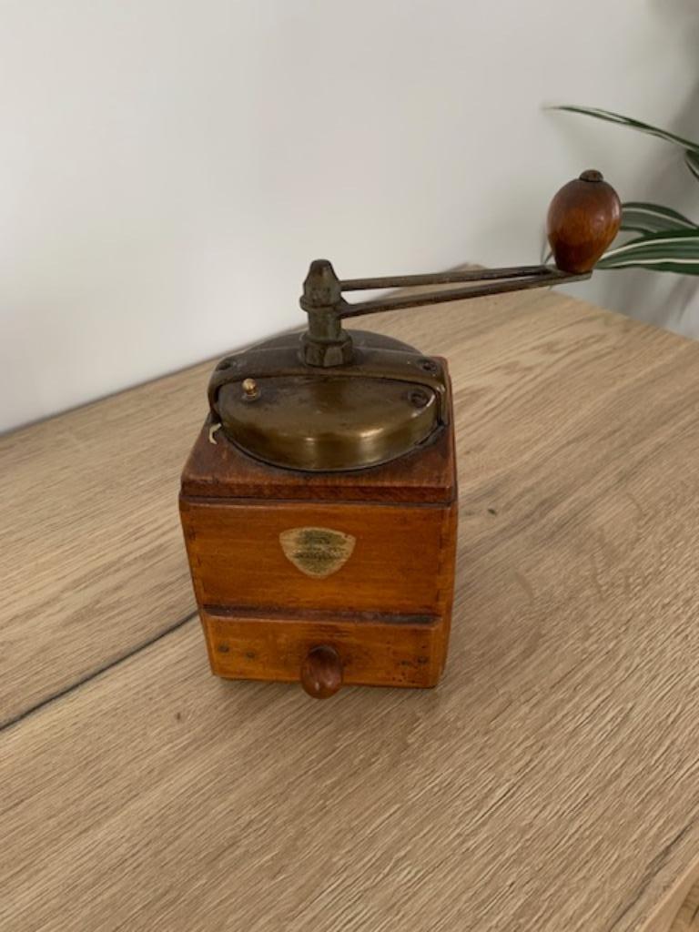 Ancien moulin à café, Enlèvement ou Envoi