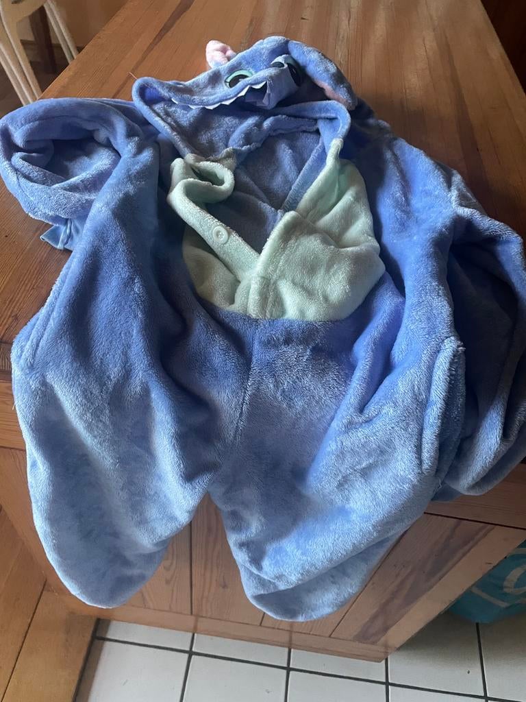 Stitch onesie 110cm, Ophalen, Gebruikt