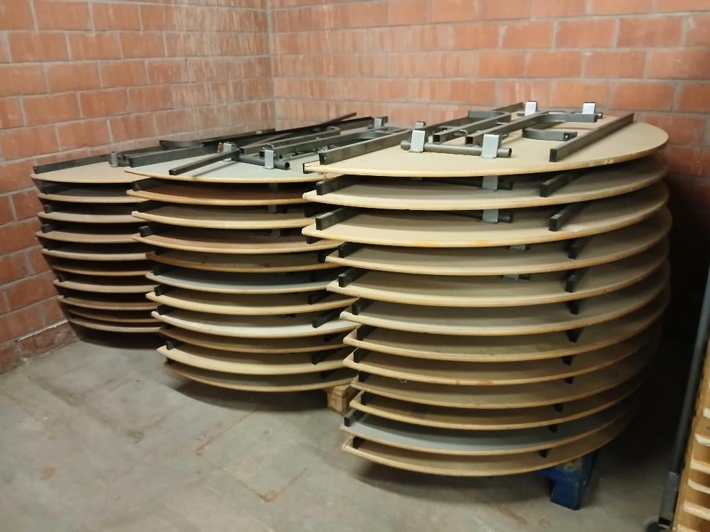 Kantoor tafels, Ophalen, Gebruikt, Tafel