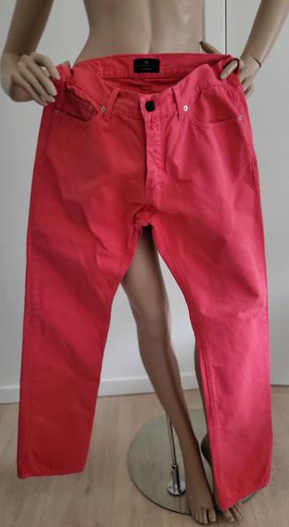 Essential Antwerp, Kleding | Dames, Spijkerbroeken en Jeans, Ophalen of Verzenden, Zo goed als nieuw