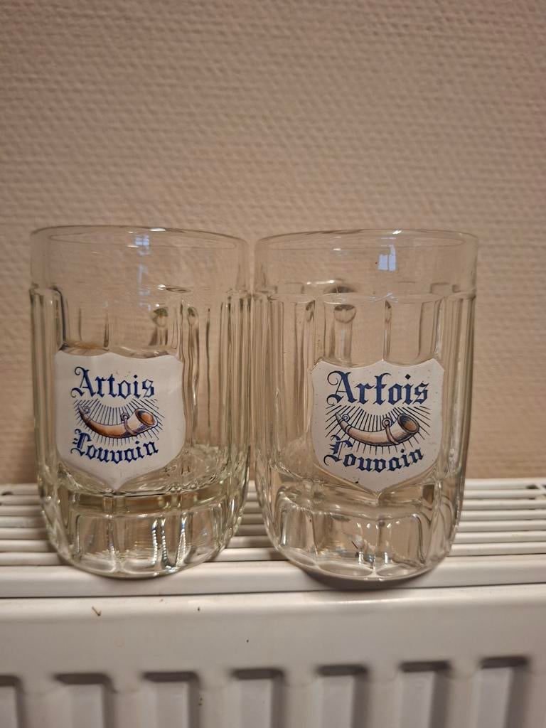 2 Très belles chopes Stella Artois email, Ophalen of Verzenden, Pul(len), Stella Artois