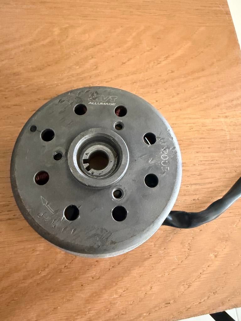 Mvt milenium aerox ontsteking, Fietsen en Brommers, Brommeronderdelen | Algemeen, Ophalen, Zo goed als nieuw