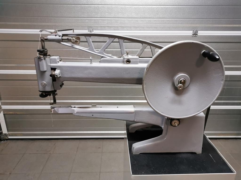 Stikmachine adler voor schoenmakerij, Hobby & Loisirs créatifs, Machines à coudre & Accessoires, Enlèvement