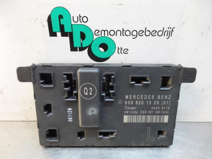 Module verrouillage central des portes d'un Mercedes Vito (V, Autos : Pièces & Accessoires, 3 mois de garantie, Utilisé, -, -