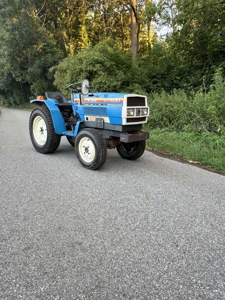 Prachtige Mitsubishi mt1610 18pk 3cil 4x4 4nieuwe gazonbande, Tuin en Terras, Zitmaaiers, 90 tot 120 cm, Elektrische starter, Versnellingen