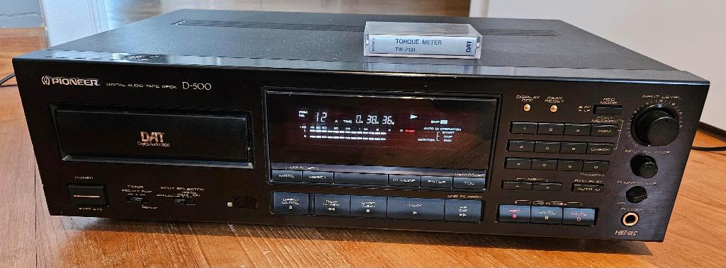 Pioneer D-500 DAT + Télécommande: 100% Révisé et aligné, Enlèvement ou Envoi, Magnétophone