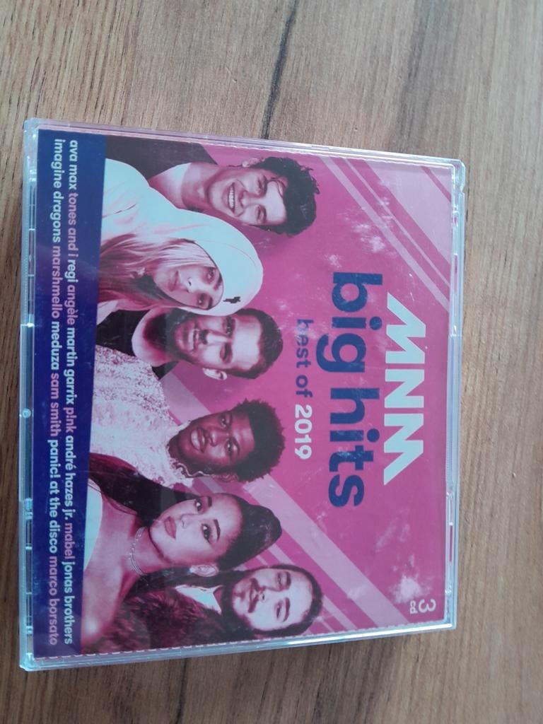 Mnm big hits cd 2019, Enlèvement ou Envoi