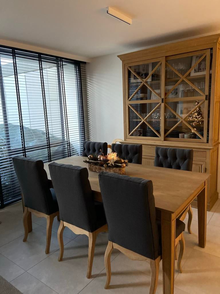 Eetplaast in massief eik, Ophalen