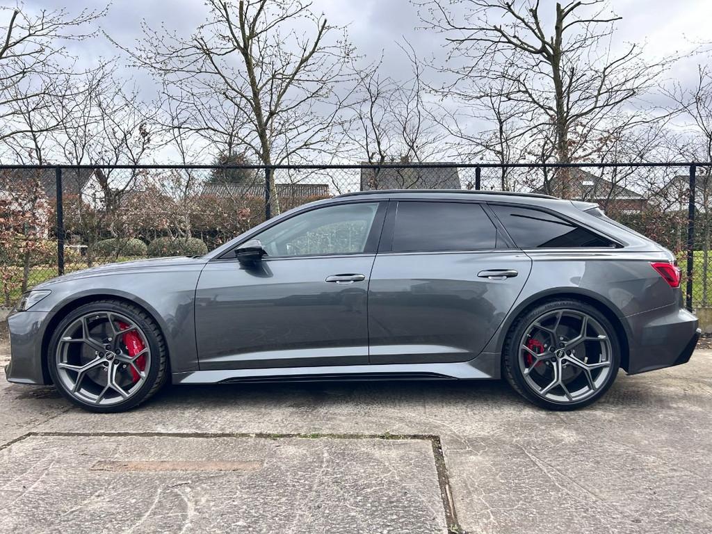 Audi RS6 Performance-Pano-B&O- (automatique), Autos, Cuir, Argent ou Gris, Achat, 3996 cm³