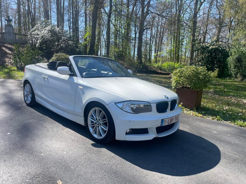 BMW 118i Cabriolet Pack M – 2012 – Parfaite pour l’été, Autos, Euro 5, Achat, 143 kW, Cabriolet