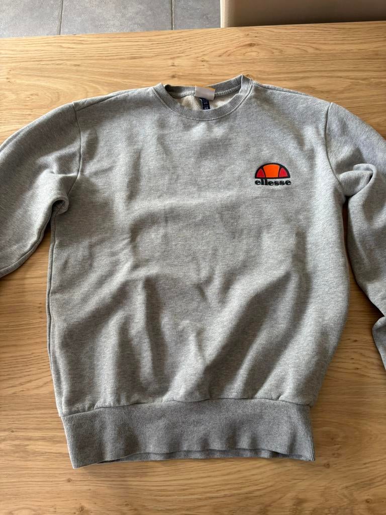 Pull ellesse, Enlèvement, Porté, Taille 46 (S) ou plus petite, Gris
