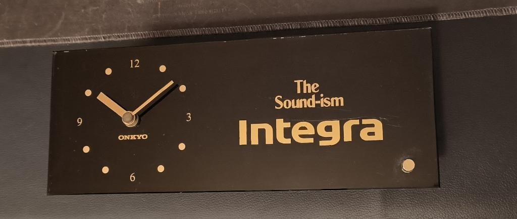 vintage Integra "the sound-ism" quatz CLOCK, TV, Hi-fi & Vidéo, Autres marques, Enlèvement ou Envoi, Autres lecteurs, Utilisé