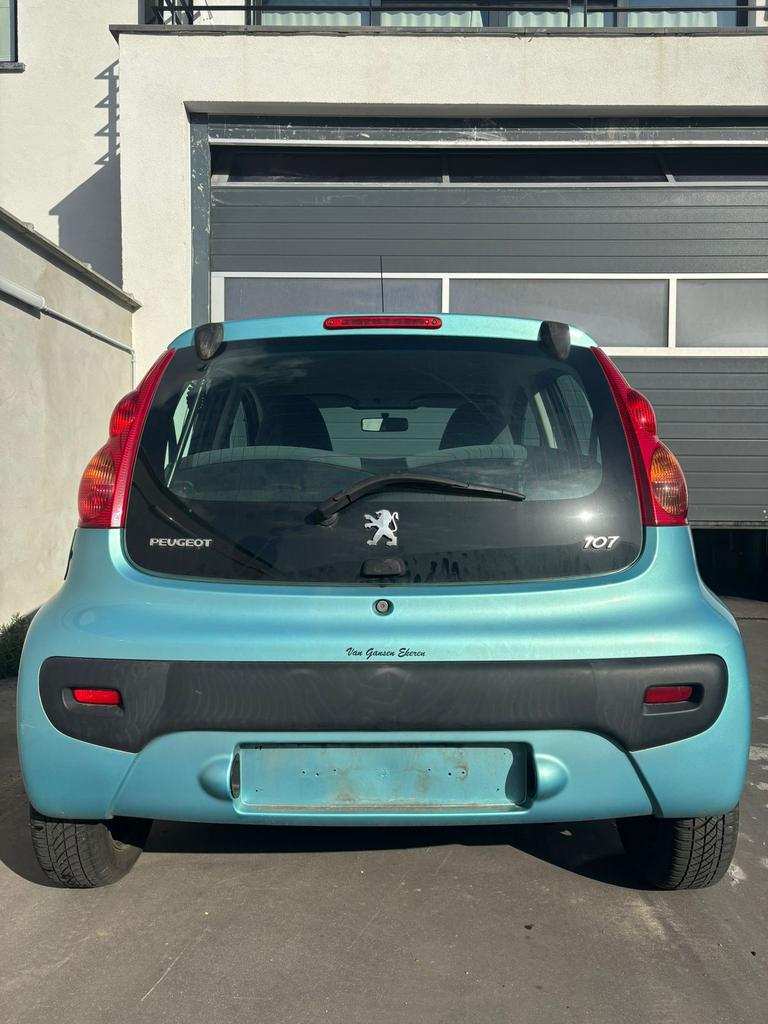 Peugeot 107 1.0 essence 2011 150 000 km, Autos, Euro 5, Achat, Entreprise, Noir