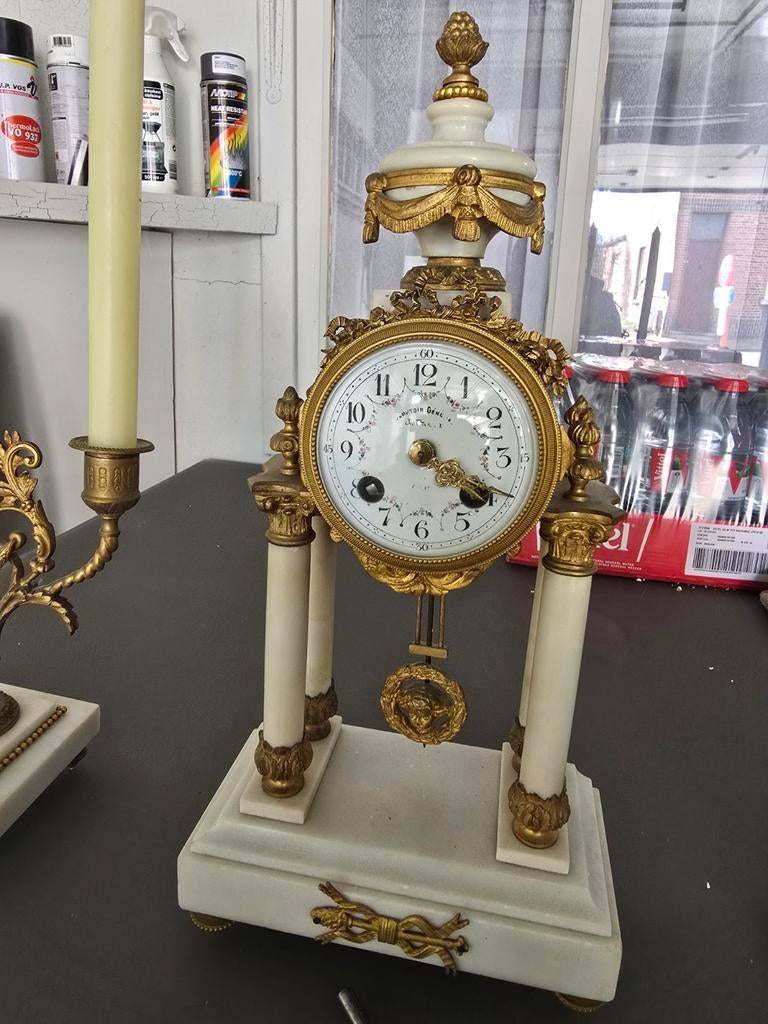 Ensemble de cheminée vers 1800, Louis XI, pieds/colonnes en, Enlèvement